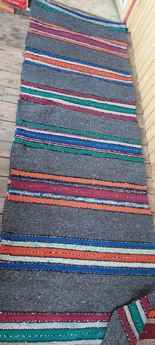 Ръчно тъкана черга,  много запазена- 4.80м