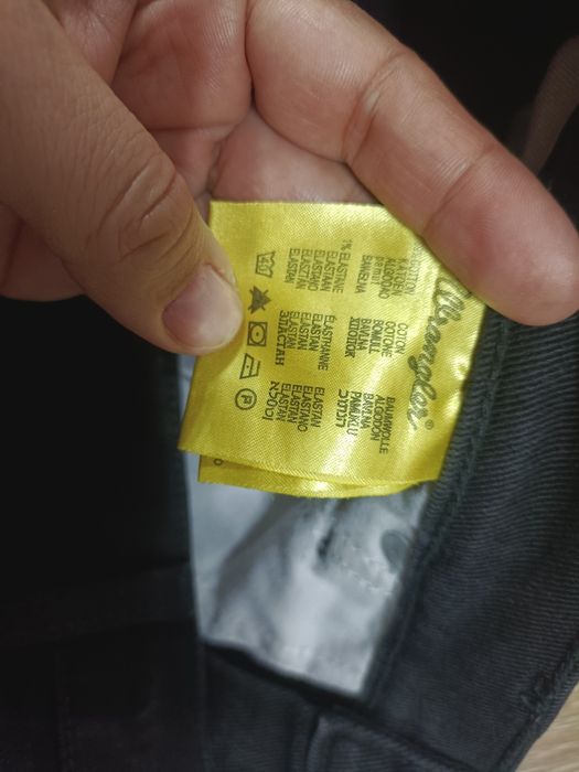 Фирменные джинсы Wrangler