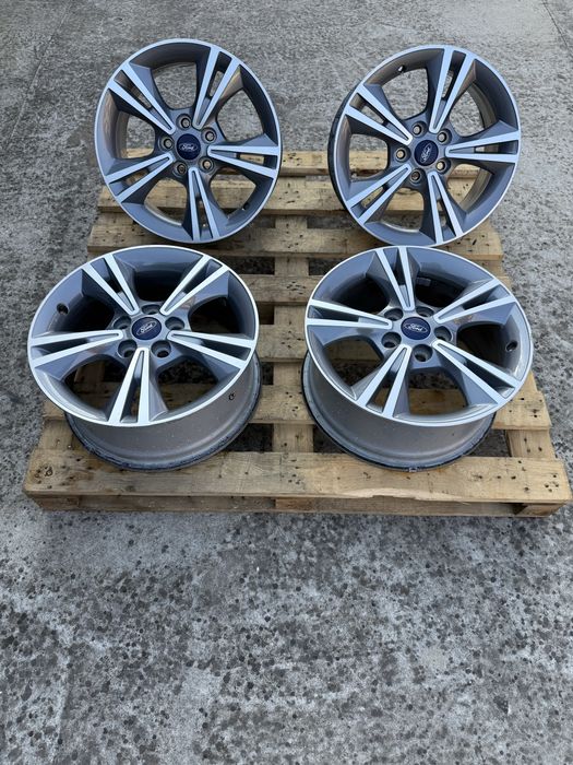 5x108 16 Ford Focus OEM