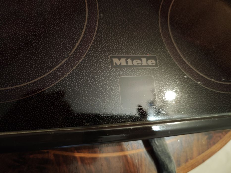 Miele керамичен плот