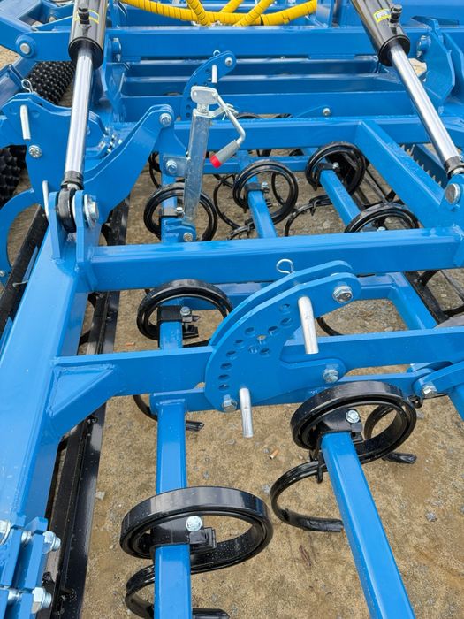 Combinator compactor cultivator tractat Agripol 5 m