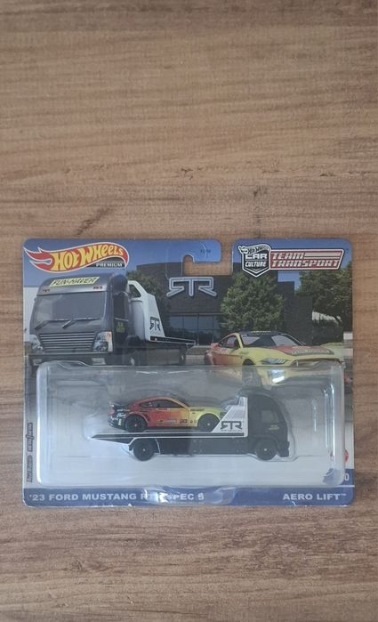 Hot wheels Bugatti Honda Team Transport