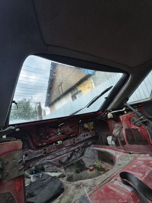 Машина Mazda  626
