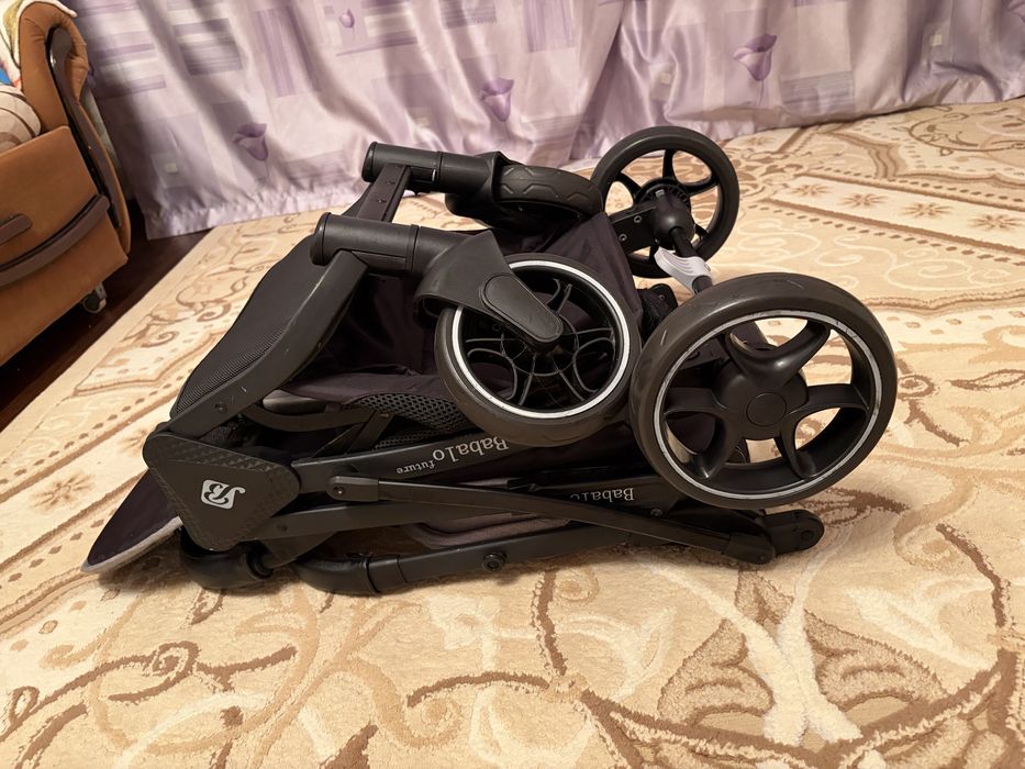 Продам коляску прогулочную