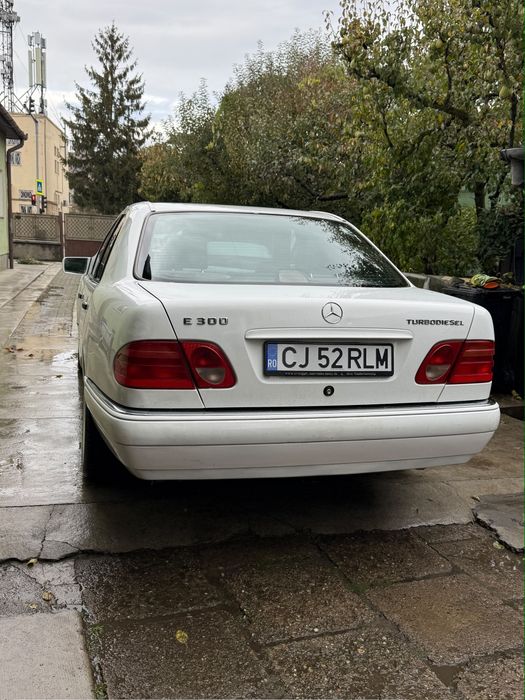 MERCEDES-BENZ E-Class 1997 — imagine 3