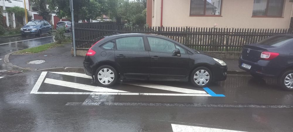 Vând Citroen  C4  , automata