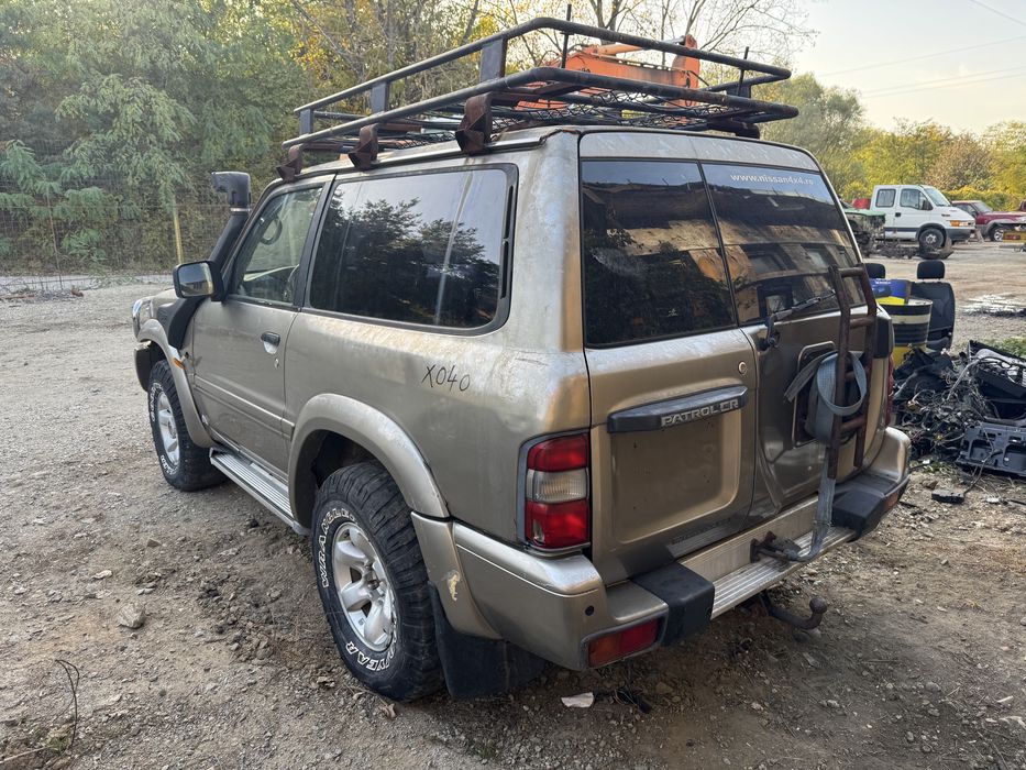 Dezmembrez Nissan Patrol Y61 2.8td scurt