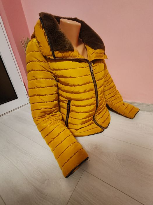Geaca de iarna Zara Basic cu puf
