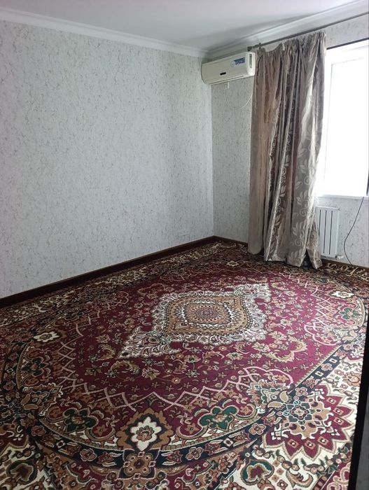 Ijaraga uy bor 
3 xonalik
2 etaj 
Xamma sharoyiti bor 
Xaladeni kirmos