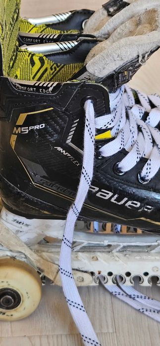 Коньки хокейные Bauer Supreme MS Pro