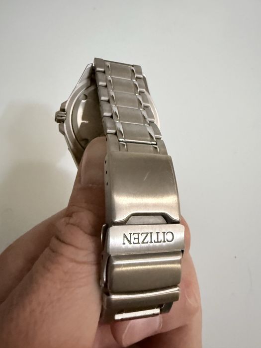 Продам часы Sitizen Eco-drive