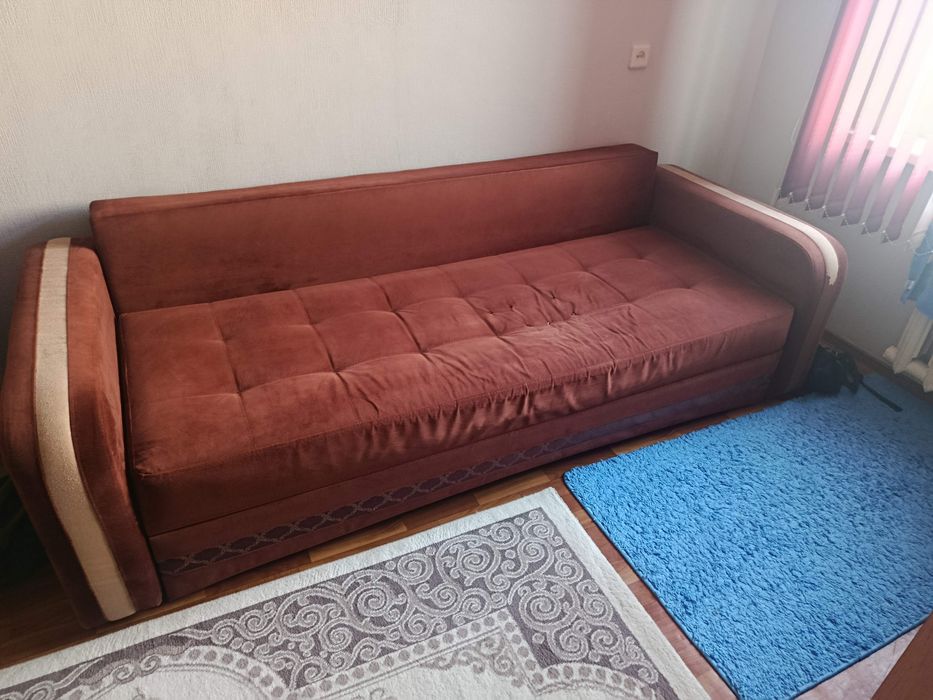 Диван бесплатно отдам