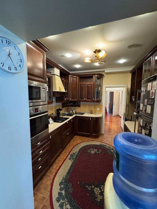 Сдается в аренду квартира 5/5/9 ориентир за Мирабад Авеню