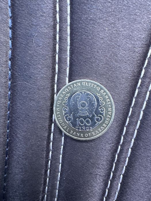 Продам сувенирную 100 тенге