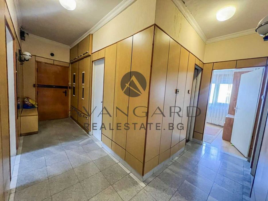 оф.25295 Тристаен реална квадратура/ Тракия