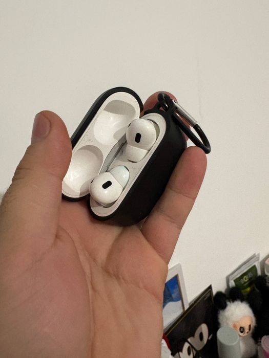 Продам наушники airpods 2