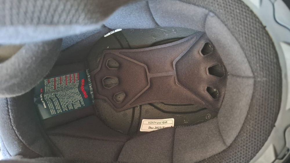 Шлем новый Сатылады