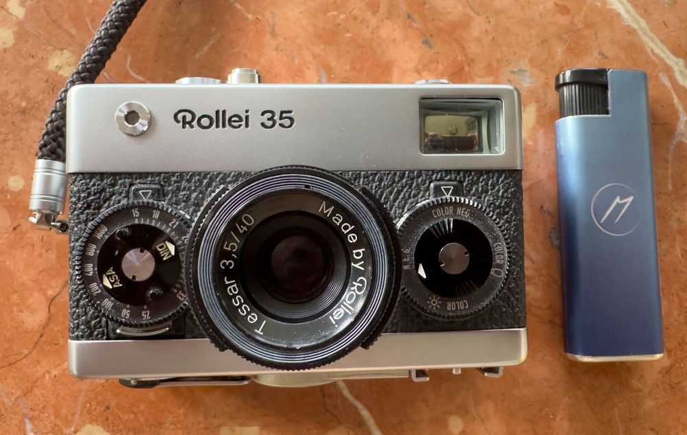 Aparat foto compact pe film ROLLEI 35 silver + Blit  ROLLEI E15B flash