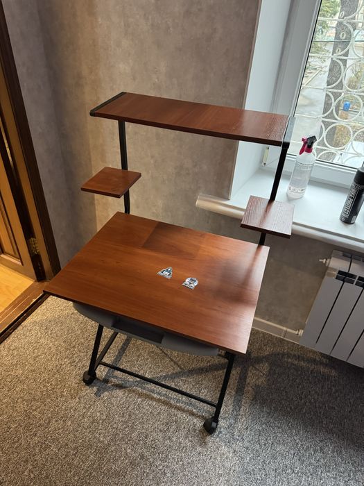 Компьютерный стол новый