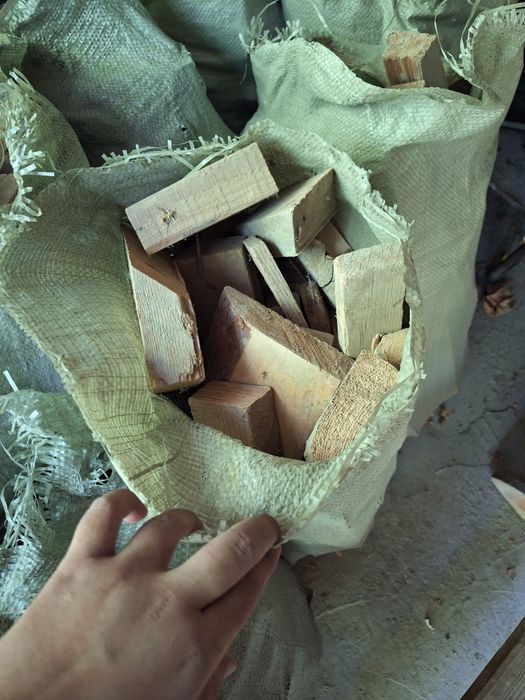 Продаются дрова для растопки и для бани