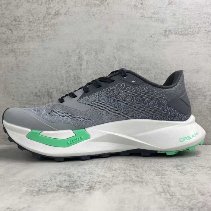 Нови мъжки маратонки The North Face M Vectiv Enduris 4 Bud/Grey