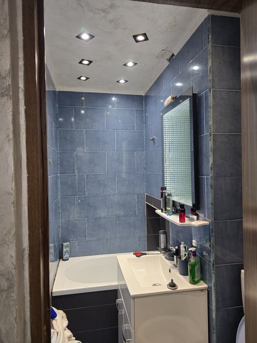 Inchiriez apartament cu 2 camere