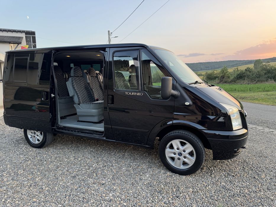 Ford transit 2.2  140 cp 2010