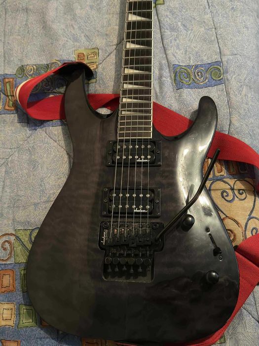 Продавам китара Jackson JS 32