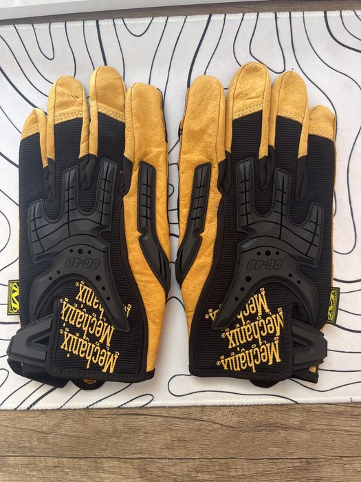Manusi Mechanix Wear