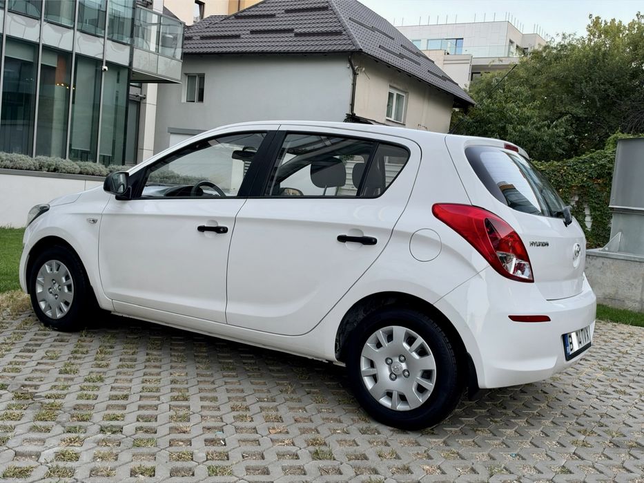 HYUNDAI i20 2014 — imagine 10