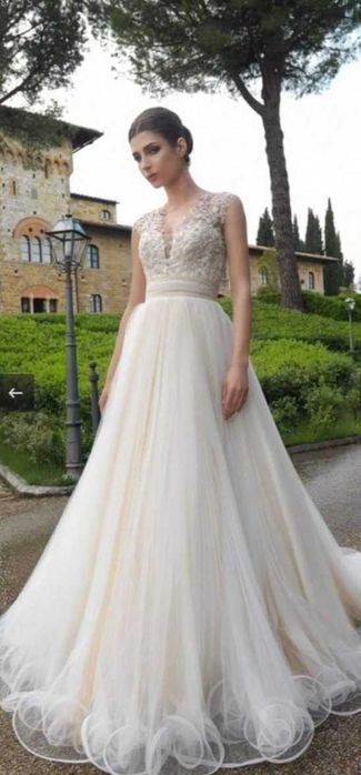 Vand rochie mireasa Natalia Vasiliev