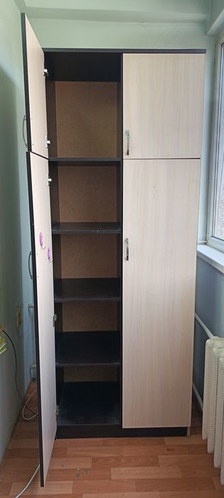 Продам Шкаф 2м.10см