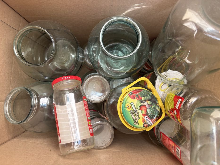 Банки разных размеров