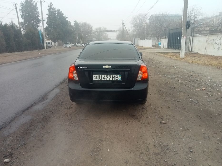 Lasetti Jentra килинган