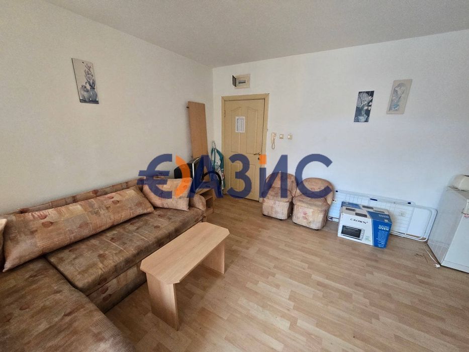 Продава се Двустаен апартамент в к.к. Слънчев бряг - 60 кв.м за 934 €/кв.м - Снимка #7