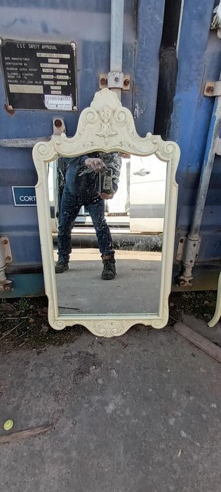 Тоалетка Огледало и столче