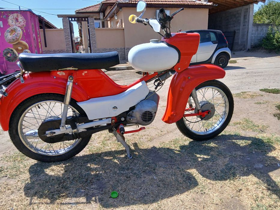 Продавам Simon Start