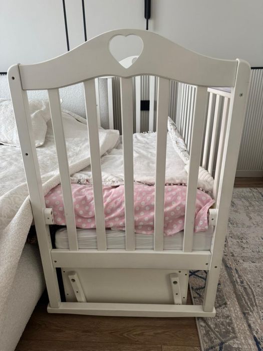 Манеж төсек сатылады, 20000 тг