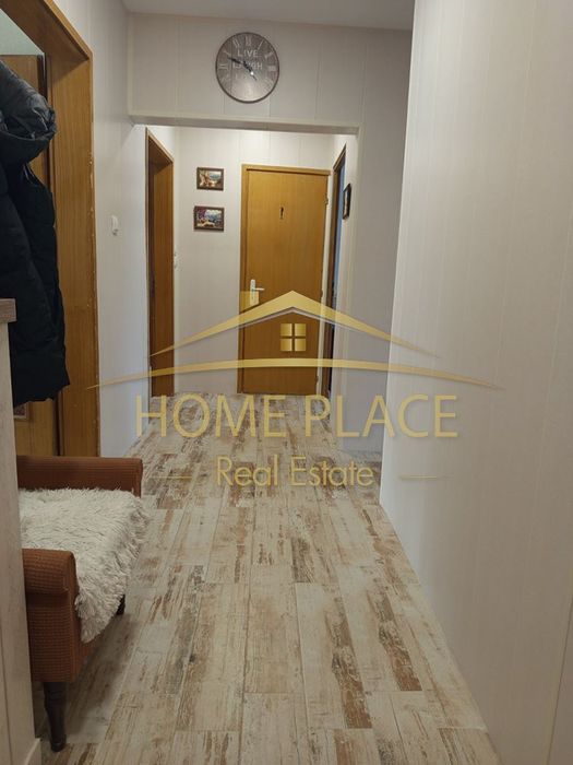 Дава се под наем Четиристаен апартамент в Варна, Цветен квартал - 96 кв.м за 816 € - Снимка #9