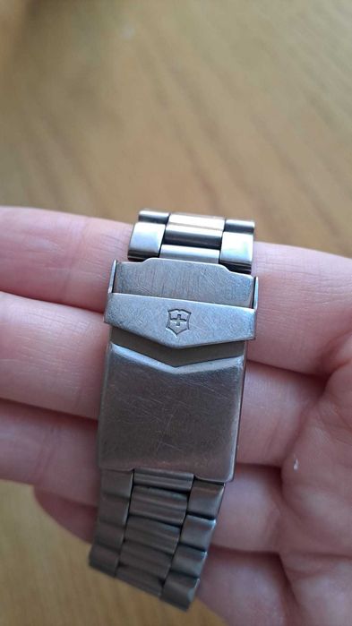 Ceas Swiss Army - Victorinox, titan