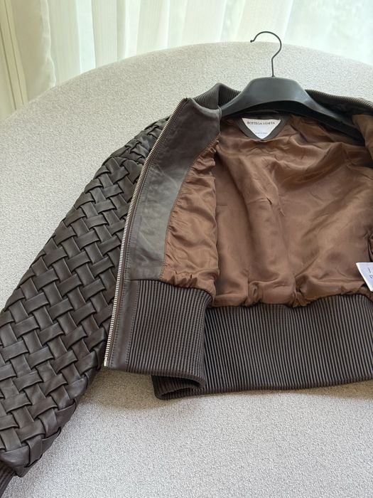 Продам куртку Bottega Venetta топ-люкс