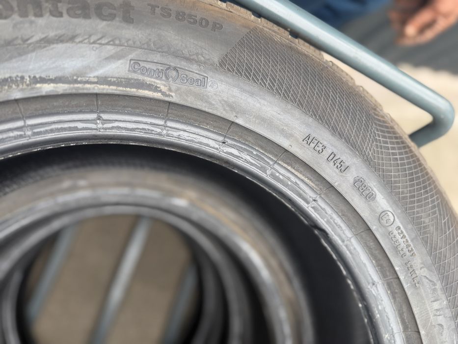 Set anvelope noi de iarnă 215/65R17 Continental!
