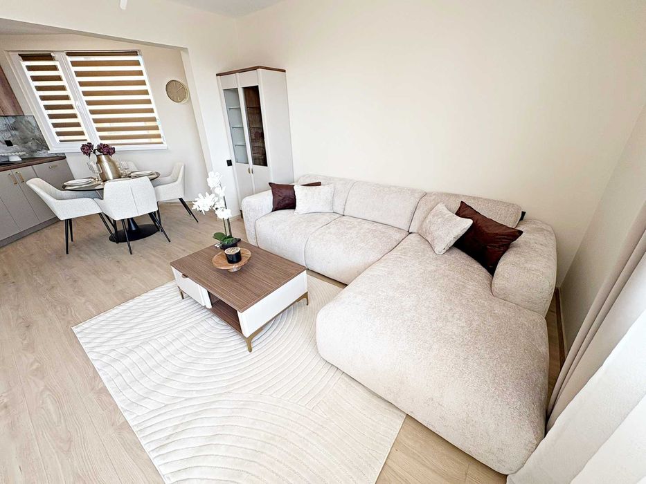 Продава се Тристаен апартамент в Свети Влас - 104 кв.м за 1055 €/кв.м - Снимка #1