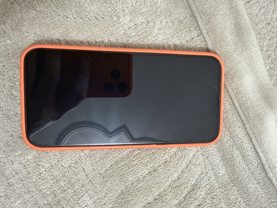 Продам айфон 13!