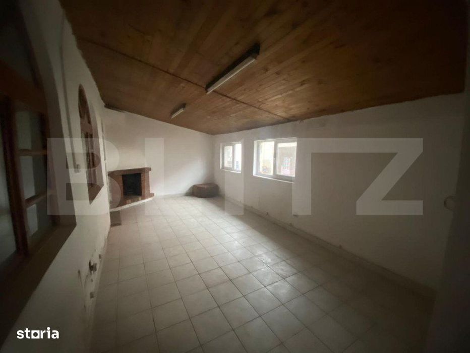 Casa individuala renovabila, 7 camere, 219mp utili, 647mp teren, Remet