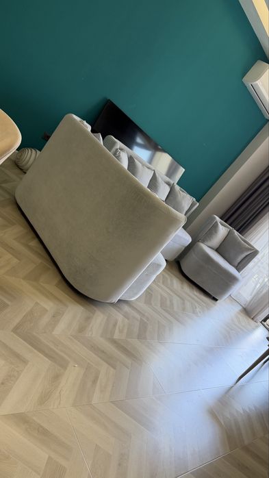 Новый угловой комплект диван срочно продается