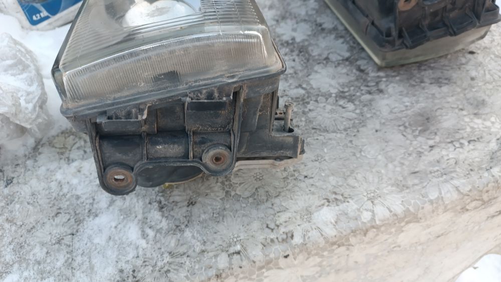 Фары делика квадратная