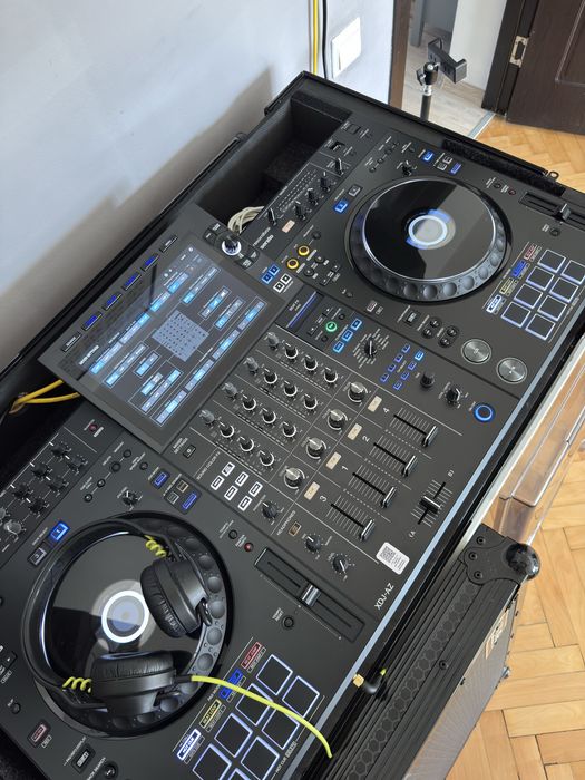 Consola DJ / Alpha Theta XDJ - AZ + Case UDG și Decksaver