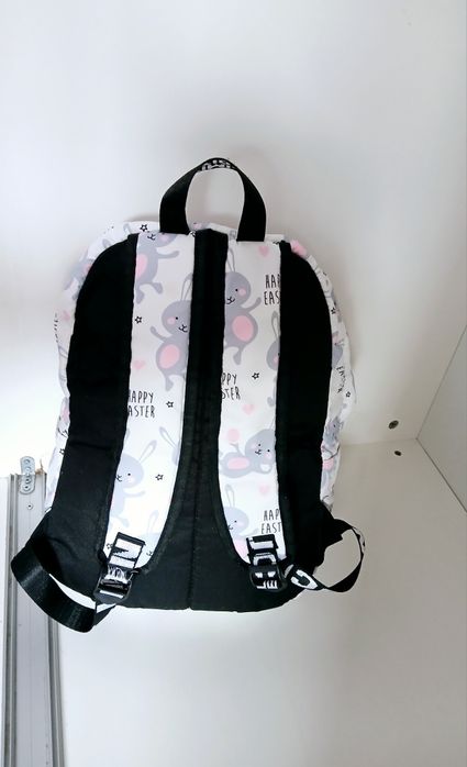 Раници и несесери за училище