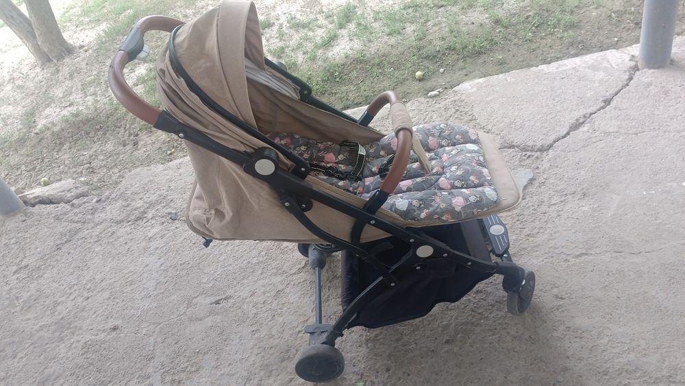 продам коляску б/у